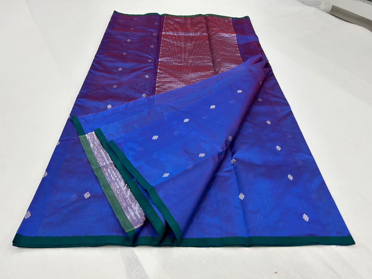 Handwoven Royal Blue Chanderi Pattu Saree with piping border - Image 3